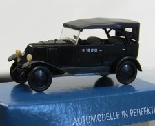 1 Voiture  " Renault NN