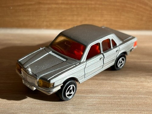 Mercedes 450 majorette 60 - 450, se