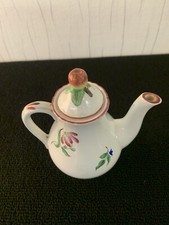 Théière en faïence de