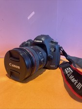 Canon EOS 5D Mark III Appareil Photo Reflex Numérique Kit avec Objectif 24-70mm