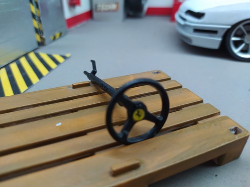 Volant ferrari - 1/18,