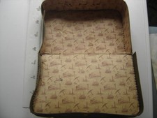 Petite VALISE a decor de Train Bateau Avion FERMETURE a reviser si elle est vide