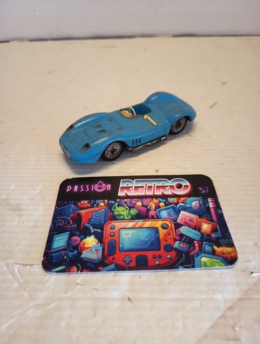 Ancienne voiture miniature - ancienne,