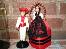 COUPLE ANCIENNES POUPEES FOLKLORIQUES CORINELLE PAYS BASQUE / BOITE D'ORIGINE