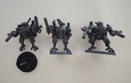 Tau empire xv8 crisis - xv8,