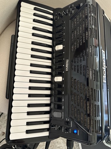 Roland accordion with - roland, fr-7x