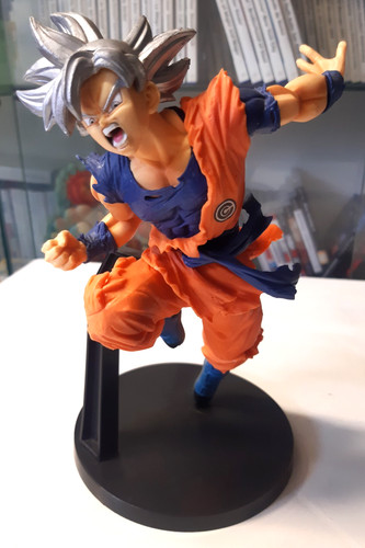Figurine son goku ultra - son,
