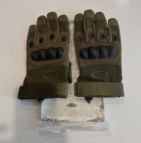 Oakley factory pilot - factory,