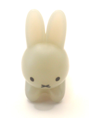 Miffy rabbit tetra fibbitz - rabbit,