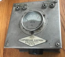 Ancien Voltmètre