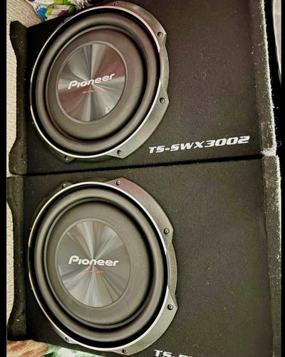 2pioneer 1500watt hifonics - 2pioneer, +hifonics