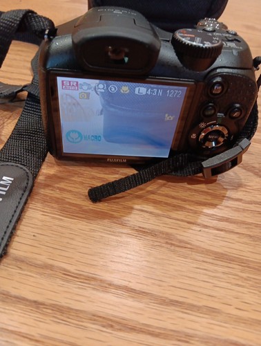 Fuji finepix s2700hd mp - finepix, 12.2