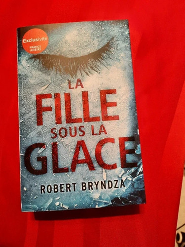 Livre roman policier thriller