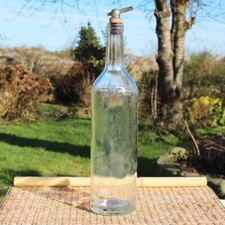 Bouteille en verre DIOR