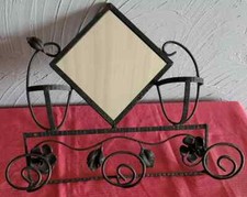 ANCIENNE PATERE MURALE EN FER