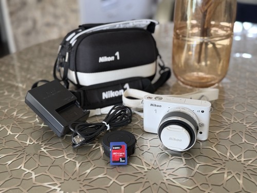 Nikon blanc appareil - 1,