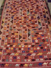 Tapis Kilim artisanal en laine 234x139 cm – fait main – motifs ethniques et anim