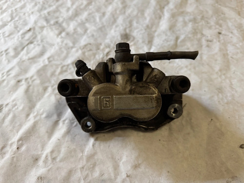 Etrier arriere sym 125 - etrier,