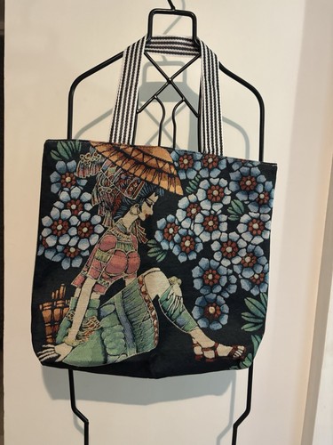 Grand sac cabas motif ethnique