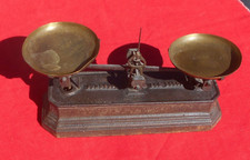 Petite Balance en Fonte -