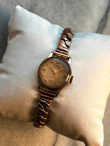 Belle petite montre femme - belle,