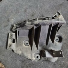 Audi A3 8P support pare-choc