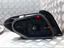 Feu arriere principal droit