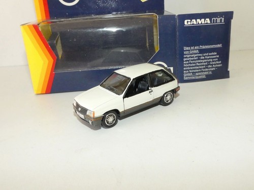 Opel corsa blanc - blanc, 1159