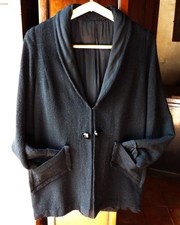 Veste ancienne en lainage noir