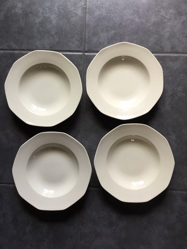 Assiettes creuses anciennes - assiettes,