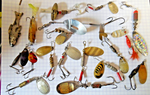 Lot ancien leurres et - lot,