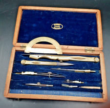 coffret  en bois de compas ,rapporteur double graduation en laiton bureau, école