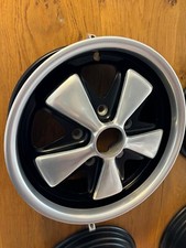 Porsche 911 6J X 15 POUCES