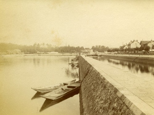 France melun banks the - france,