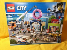 LEGO CITY 60233 L'ouverture du magasin de donuts,camion grue,taxi Neuf scellé
