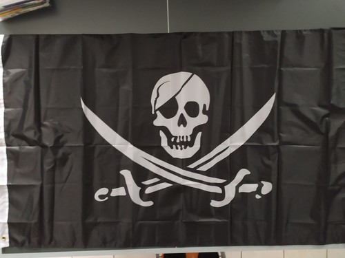 Drapeau pirate 150x90 neuf - drapeau,