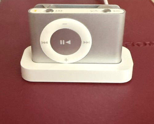 Ipod shuffle - ipod,