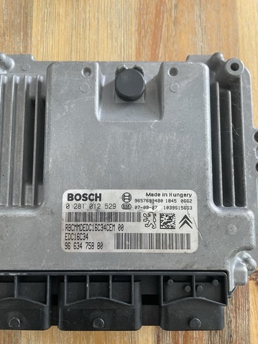 C257 calculateur moteur bosch - c257,