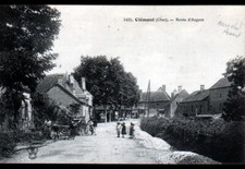 CLEMONT (18) ATELIER de CHARRON-FORGE MARECHAL FERRANT animé début 1900