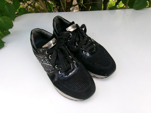 Chaussures baskets cuir noir