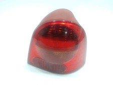 FEU ARRIERE DROIT 8200338149