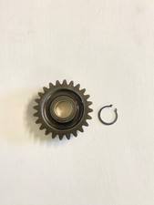 Pignon intermédiaire pompe à