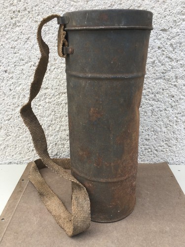 Ancien boîte masque gaz - de,