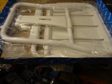 Siège de douche sécurisé Delabie n°2