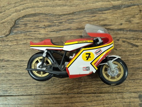 Ancienne moto miniature - moto, suzuki