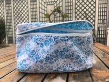 Petit VANITY ou TROUSSE de MAQUILLAGE  cousue main