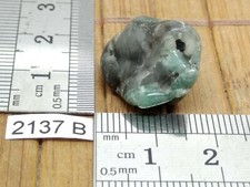 EMERAUDE avec sa matrice -