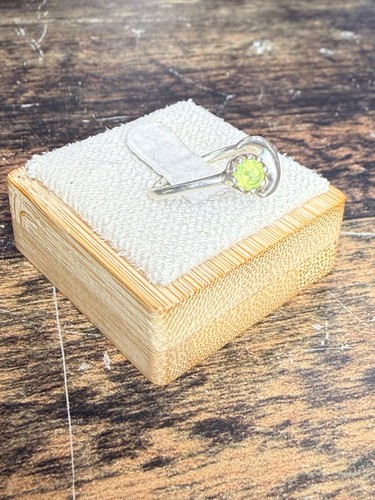 Bague péridot avec design - bague, un