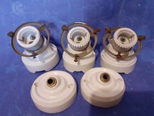 Lot de cinq appliques art déco en porcelaine blanche années 1930