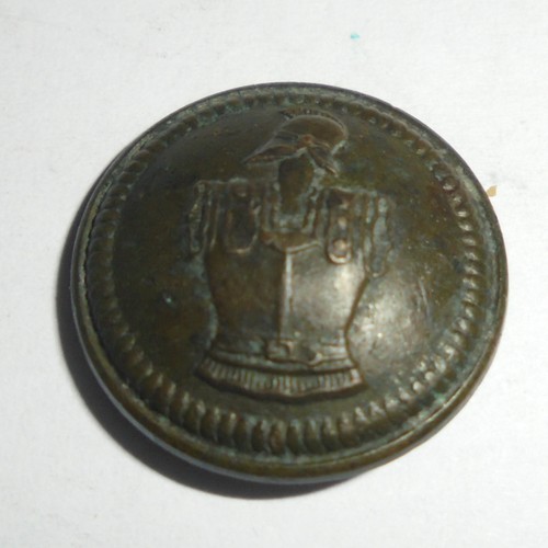 Ancien bouton militaire - ancien,